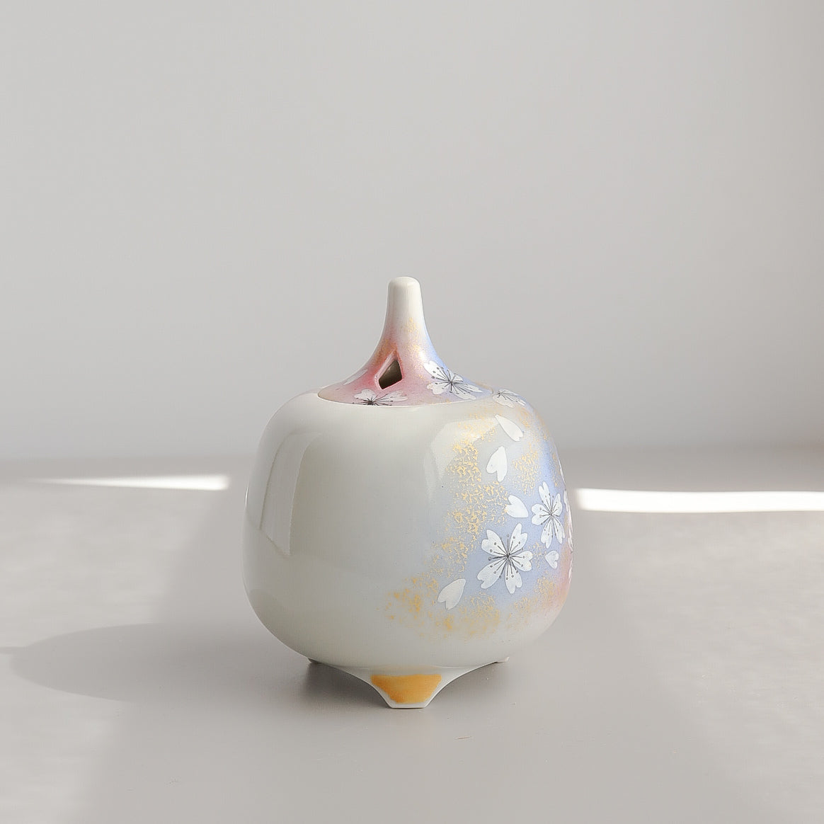 Kutani Ware Incense Burner - Sakura Blossom