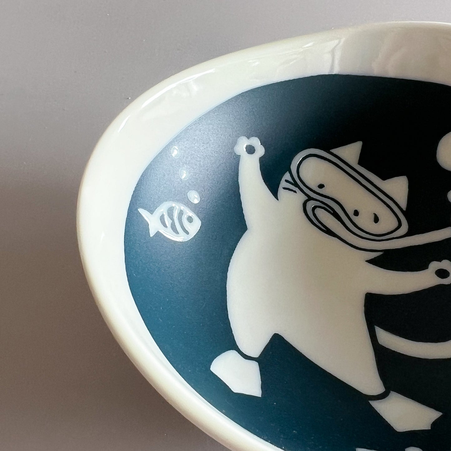 Night Cat Small Bowl 13cm - Diving