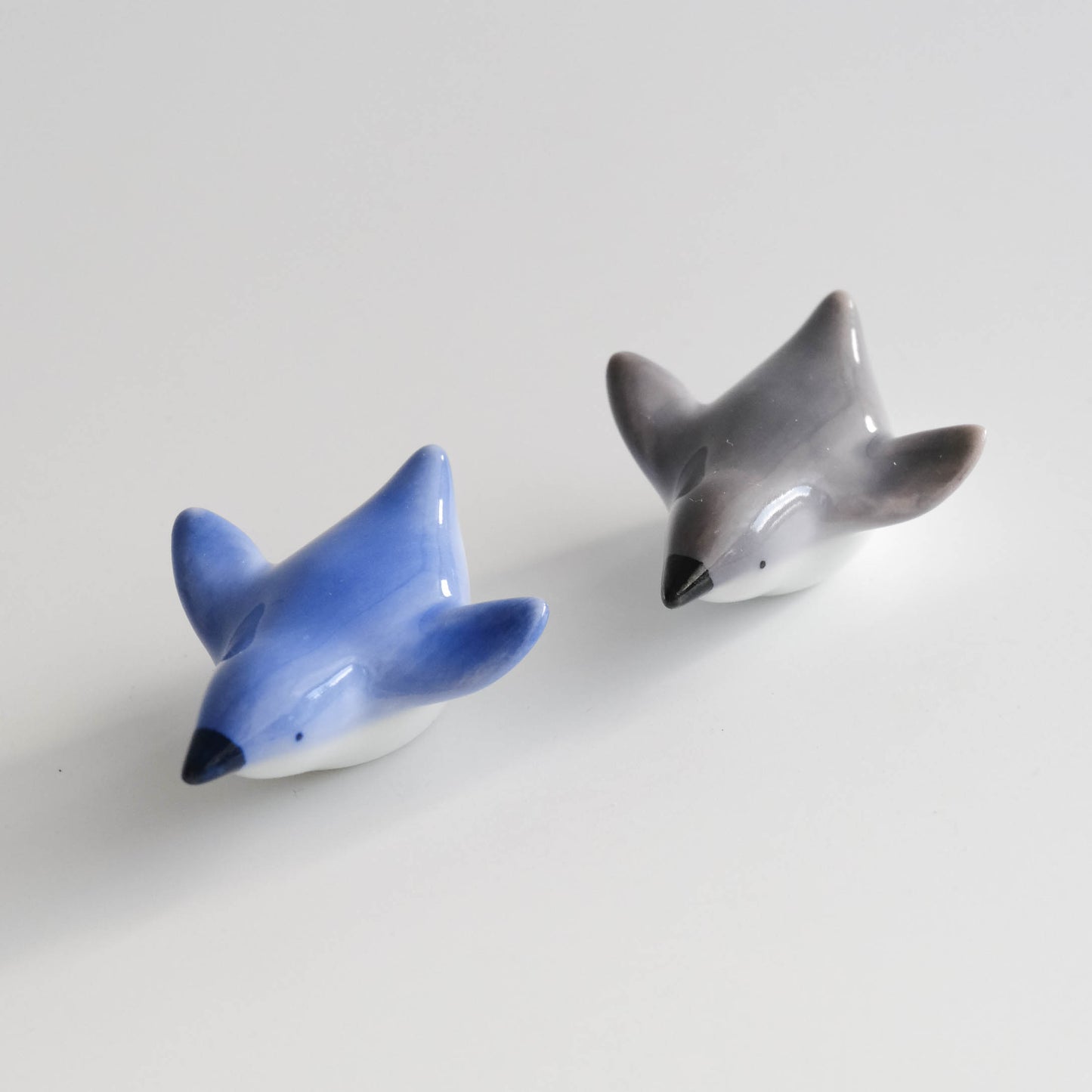 Arita Ware Chopstick Rest - Grey Penguin