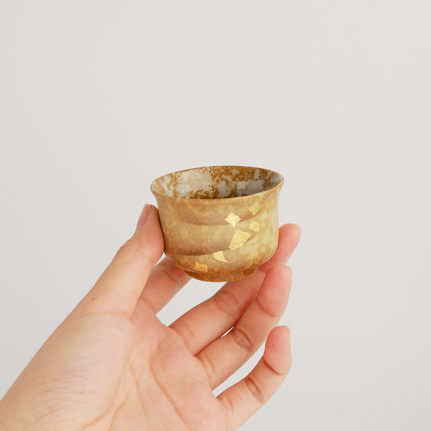 Kutani Ware Japanese Sake Set - Gold Leaf