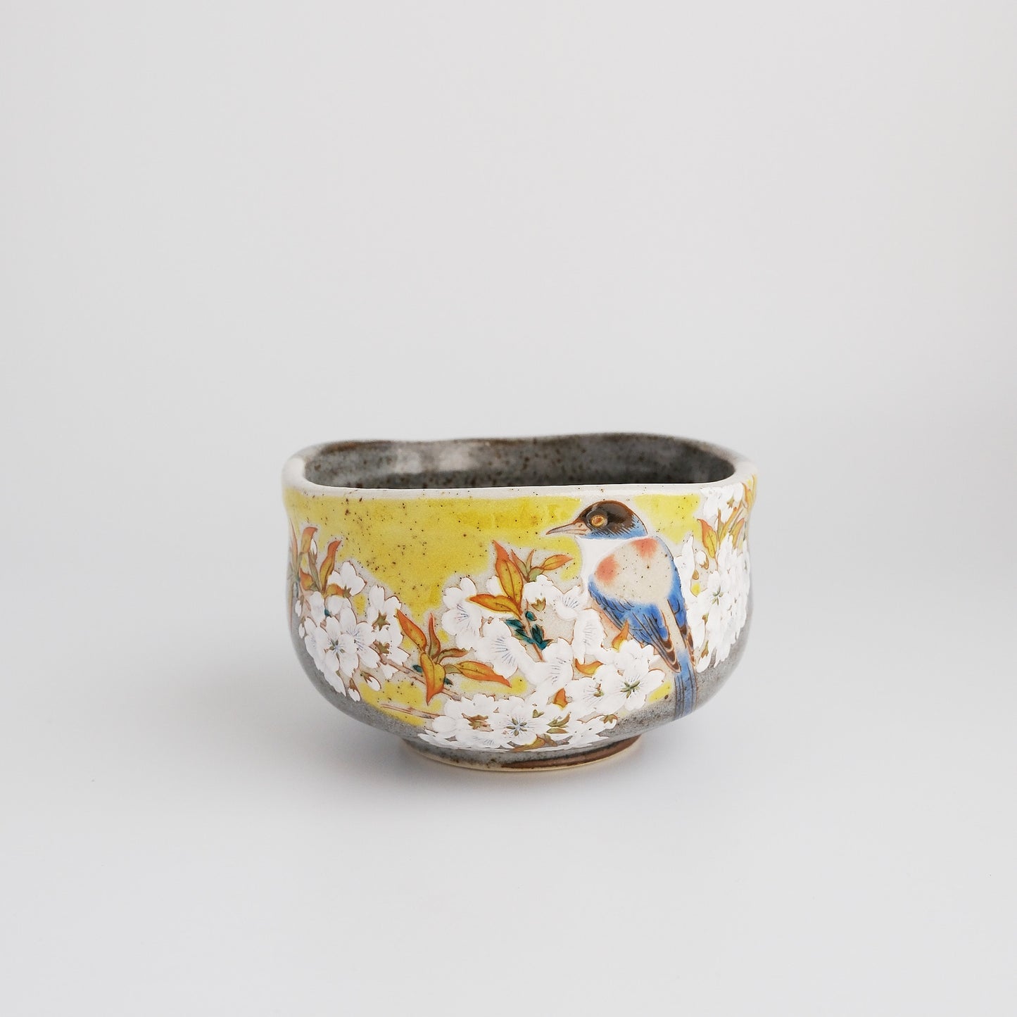 Kutani Ware Matcha Bowl - Yoshidaya Cherry Bird