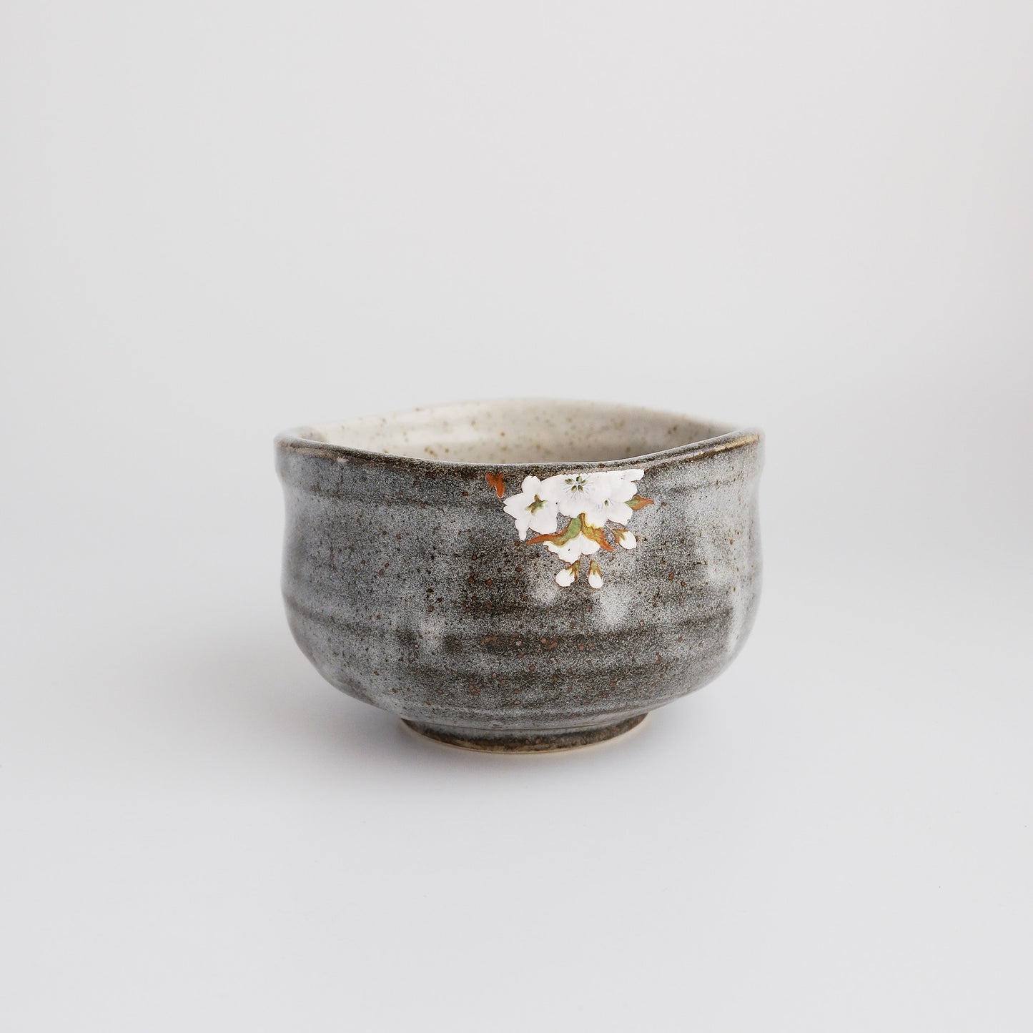 Kutani Ware Matcha Bowl - Yoshidaya Cherry Bird