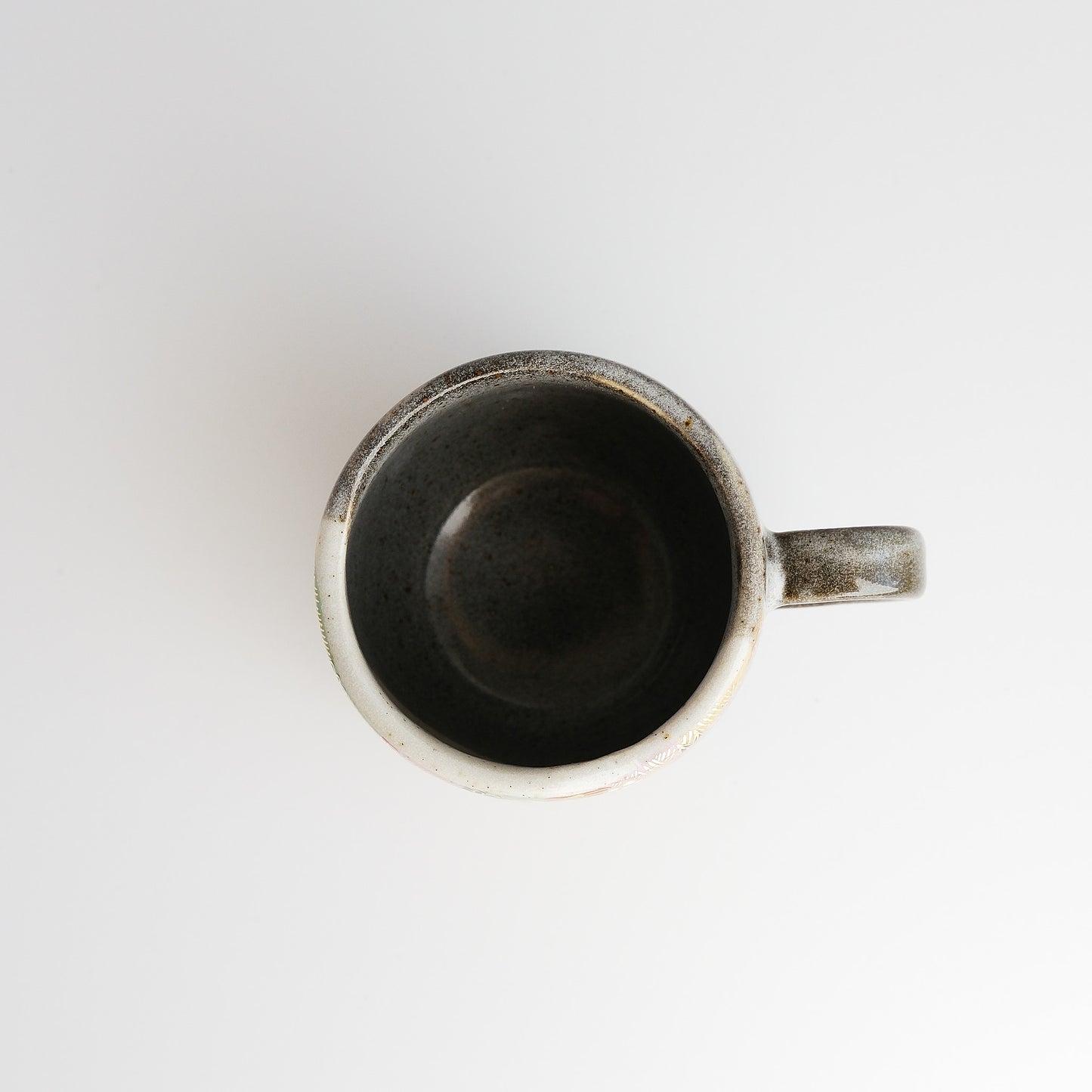 Kutani Ware Japanese Mug Cup - Gold Flower Hanazume