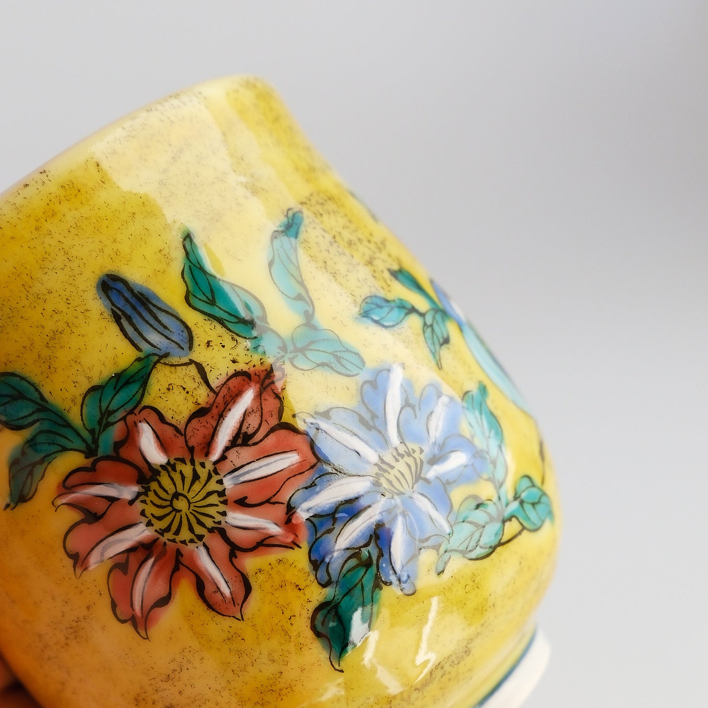 Kutani Ware Japanese Yunomi Tea Cup - Yellow Yoshidaya Bird