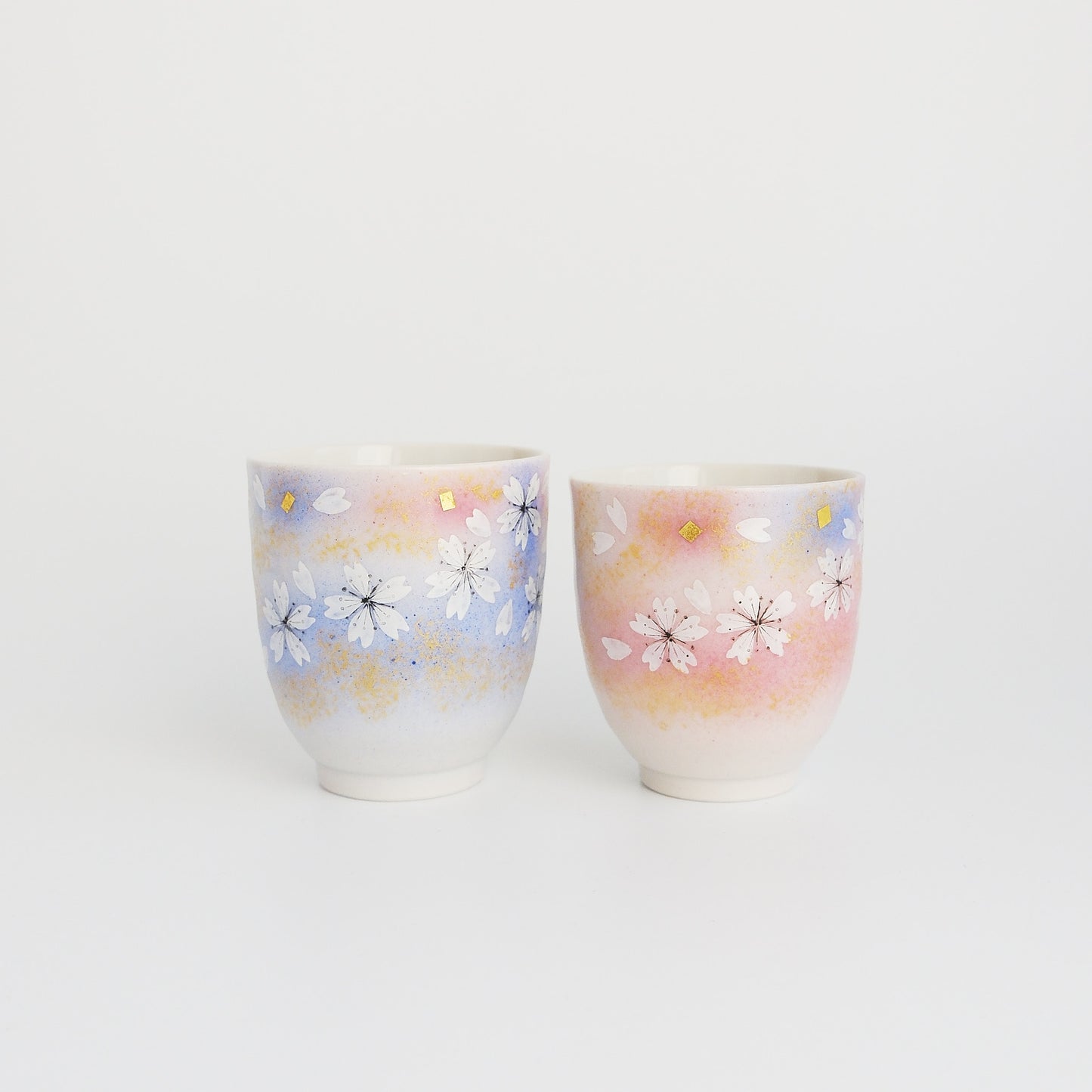 Kutani Ware Yunomi Kyusu Teapot Set - Sakura Flower Dance