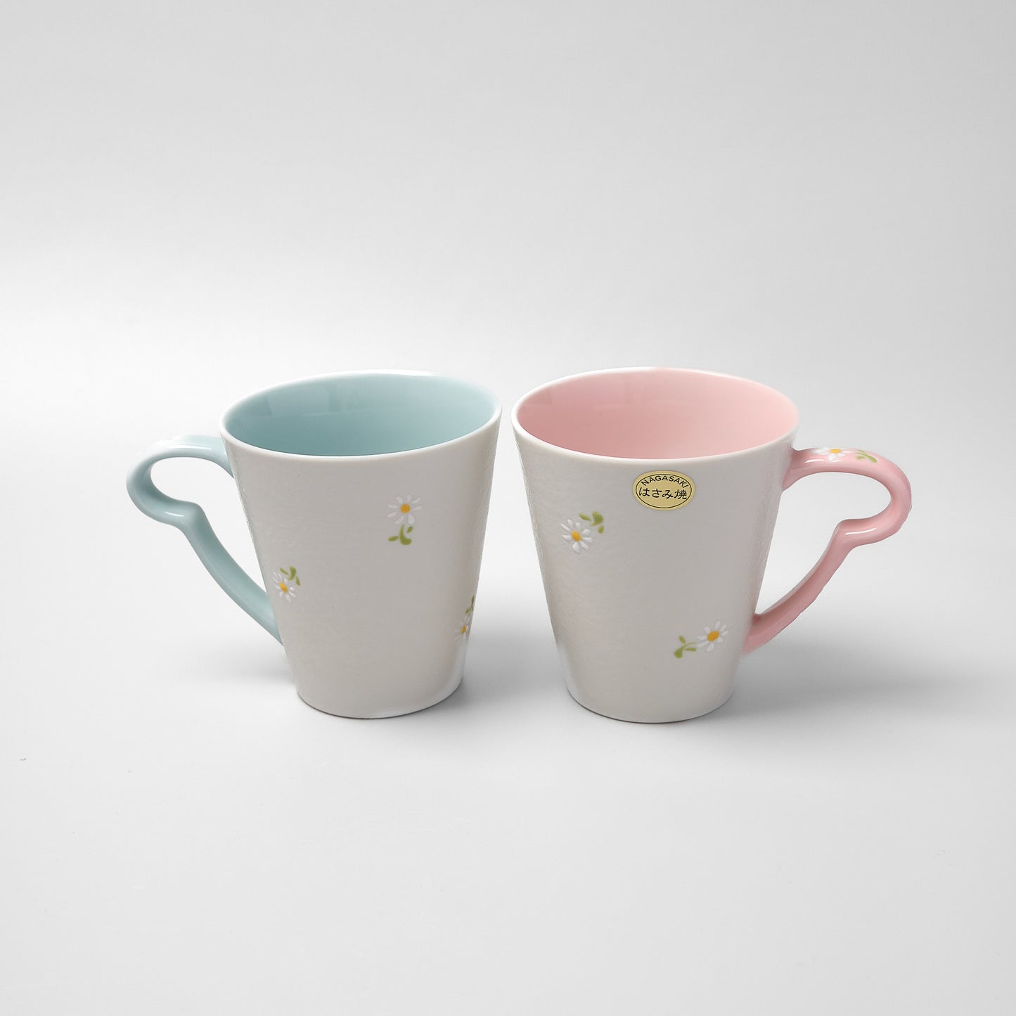 Hasami Ware Mug - Daisy (Pink)
