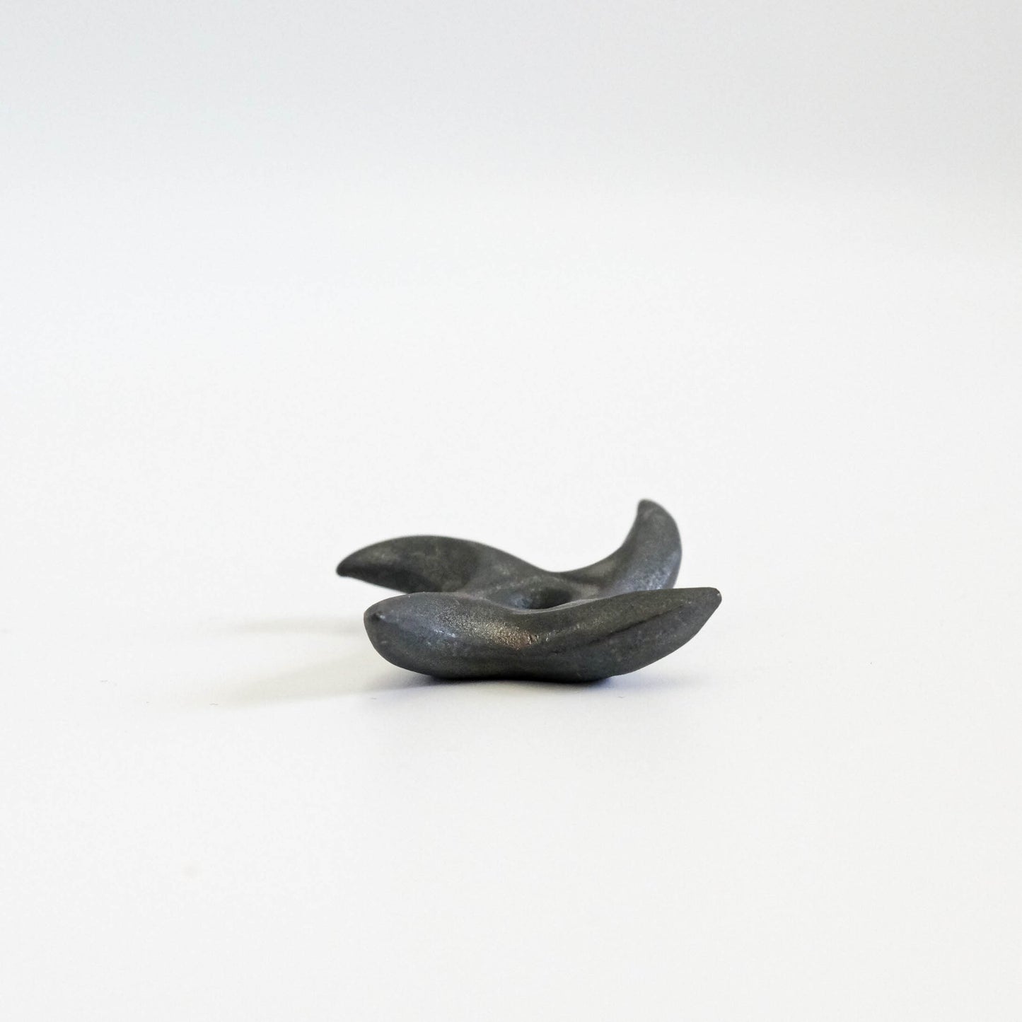 Ihoshiro Chopstick Rest - Ninja Shuriken