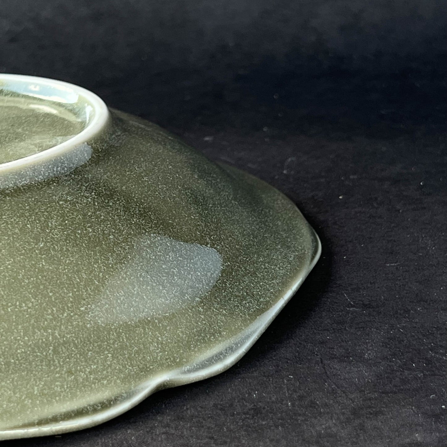 LA DENTELLE Deep Plate 21.5cm - Green / Grey / Brown / White