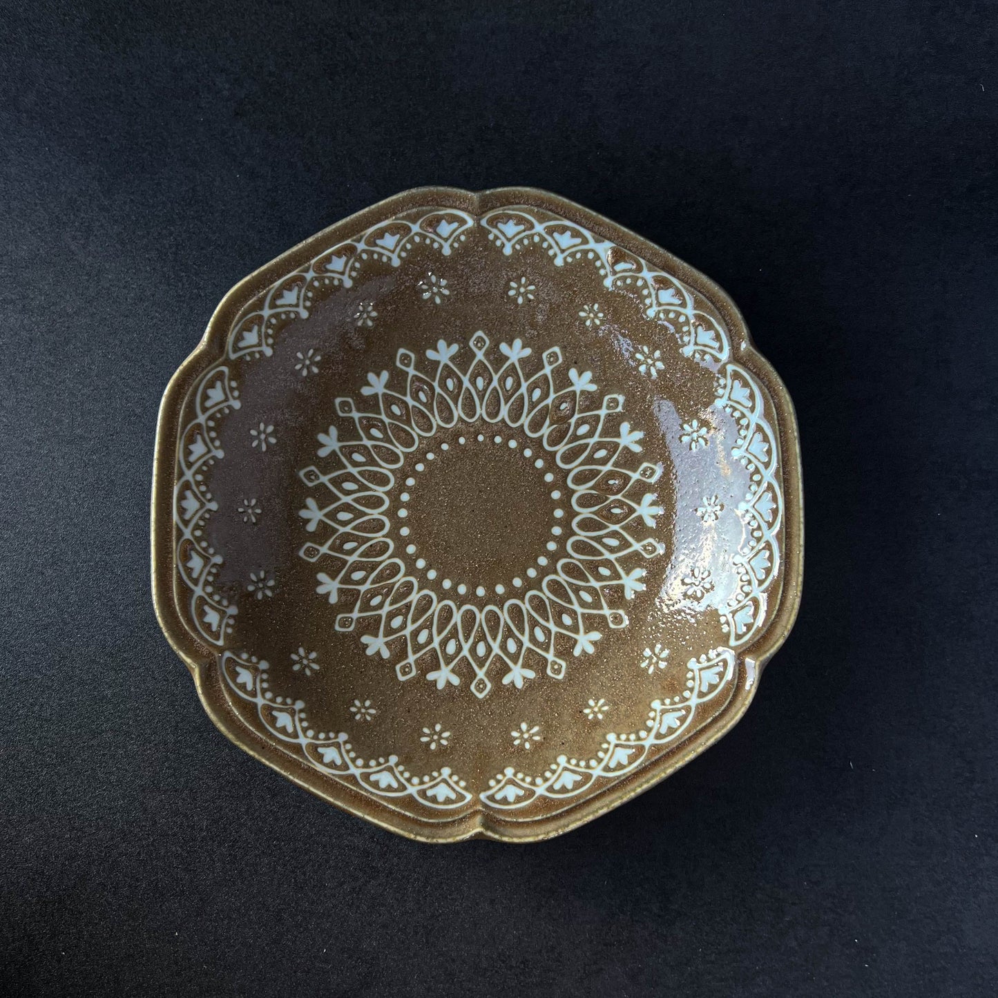 LA DENTELLE Deep Plate 21.5cm - Green / Grey / Brown / White