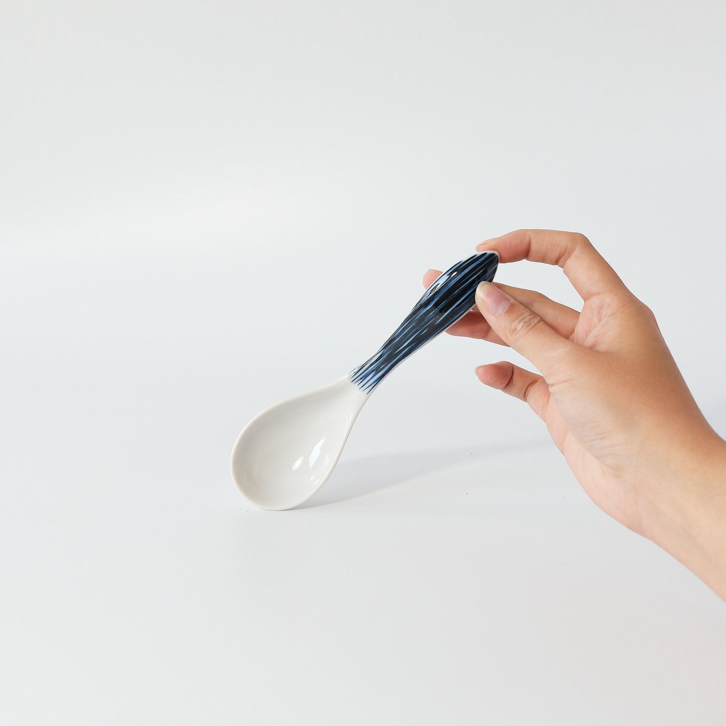 Ramen Noodle Large Spoon 17.5cm - Ten Grasses
