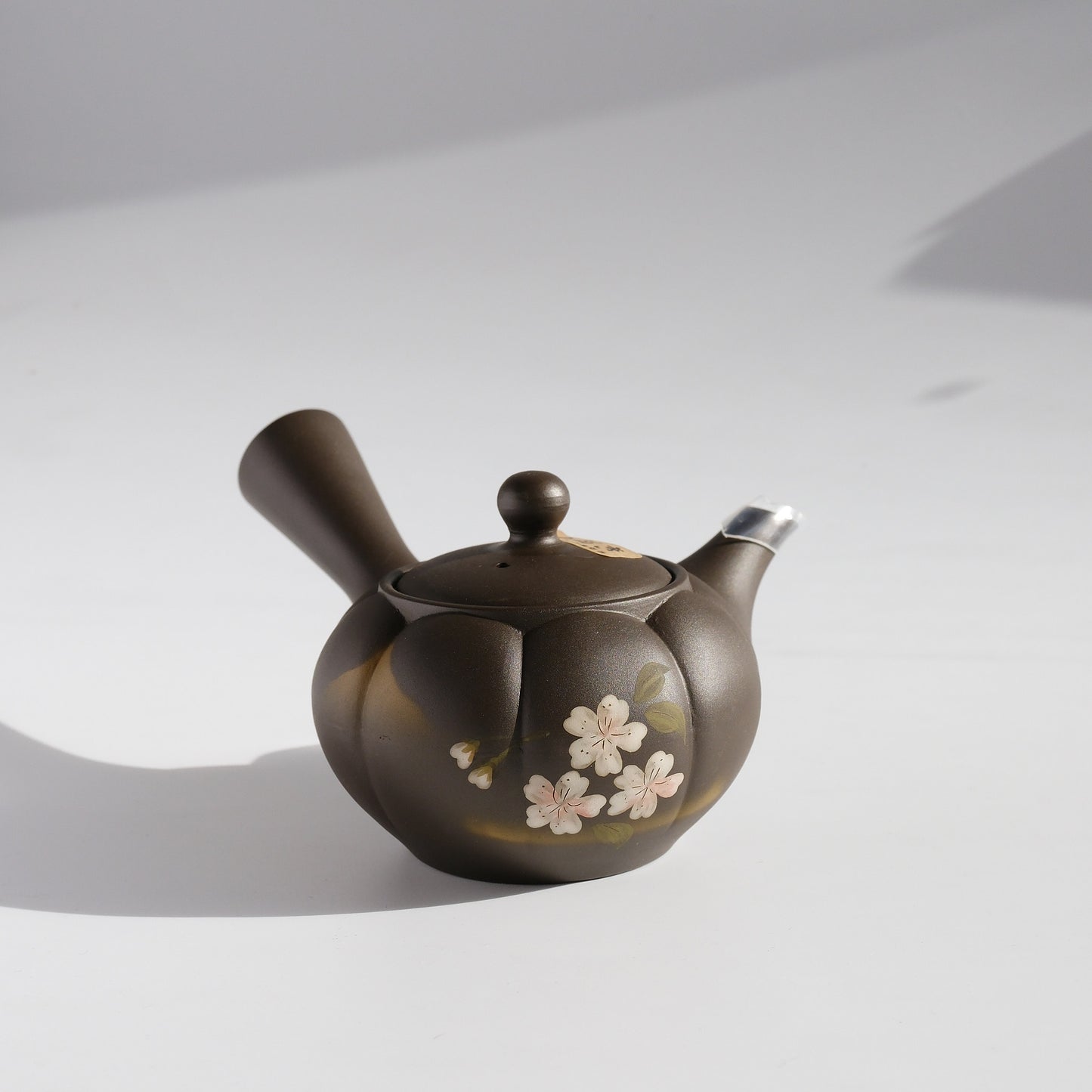 Tokoname-ware Teapot - Black Sakura 230cc