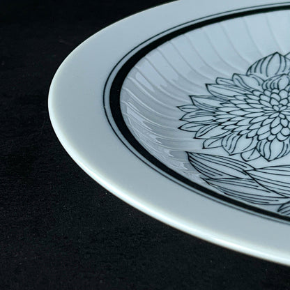 Anticoflower Dinner Plate 24cm - Daisy / Blossom / Bouquet