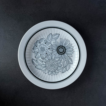 Anticoflower Dinner Plate 24cm - Daisy / Blossom / Bouquet