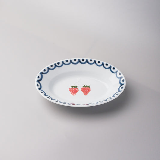 Arita Ware Oval Plate 21cm - Strawberry