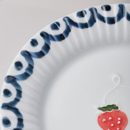 Arita Ware Round Plate 15.5cm - Strawberry