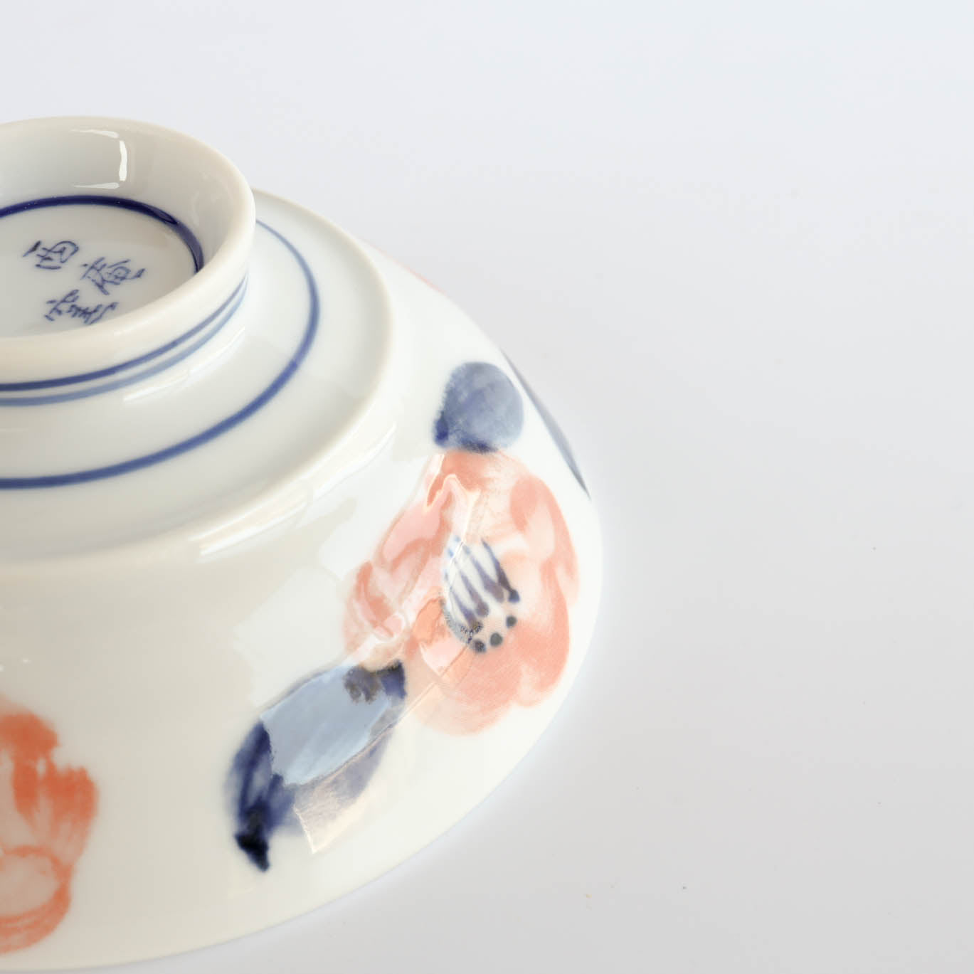Hanatsubaki Easy-to-hold Tea Bowl - Camellia