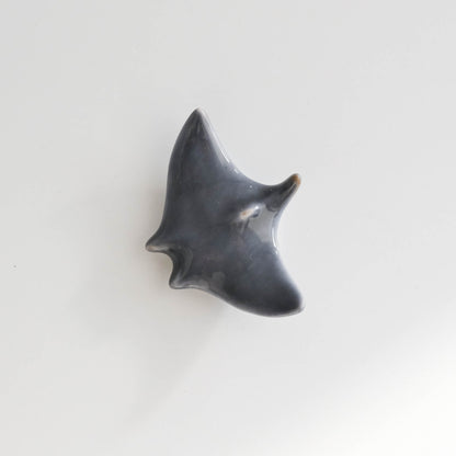 Arita Ware Chopstick Rest - Grey Manta Ray (Small)