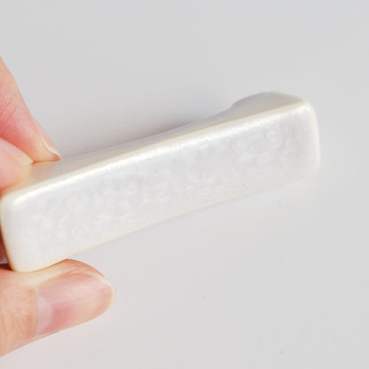 FLEURIR W Chopstick Rest - Crystal White