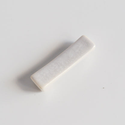 FLEURIR W Chopstick Rest - Crystal White