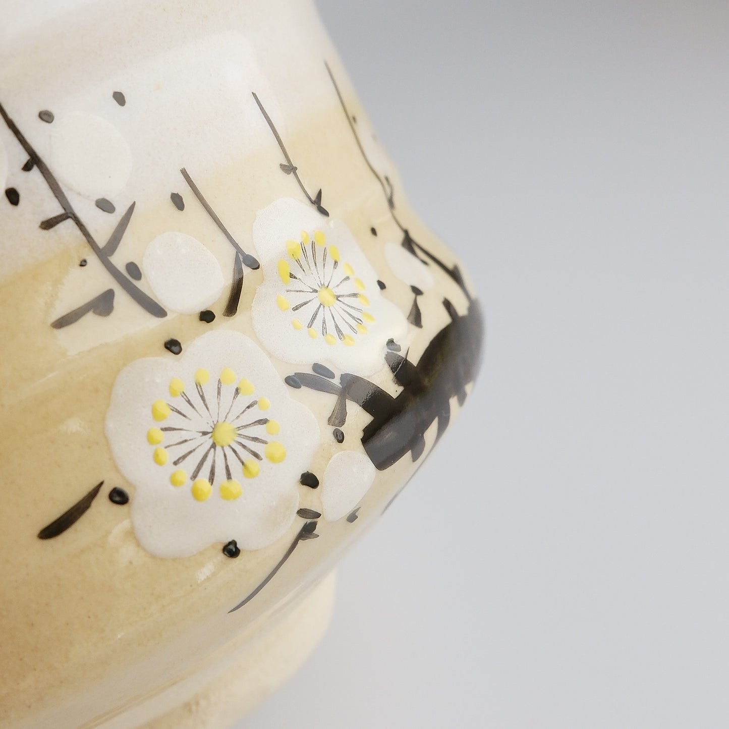 Kutani Ware Matcha Bowl - Red and White Plum Ume