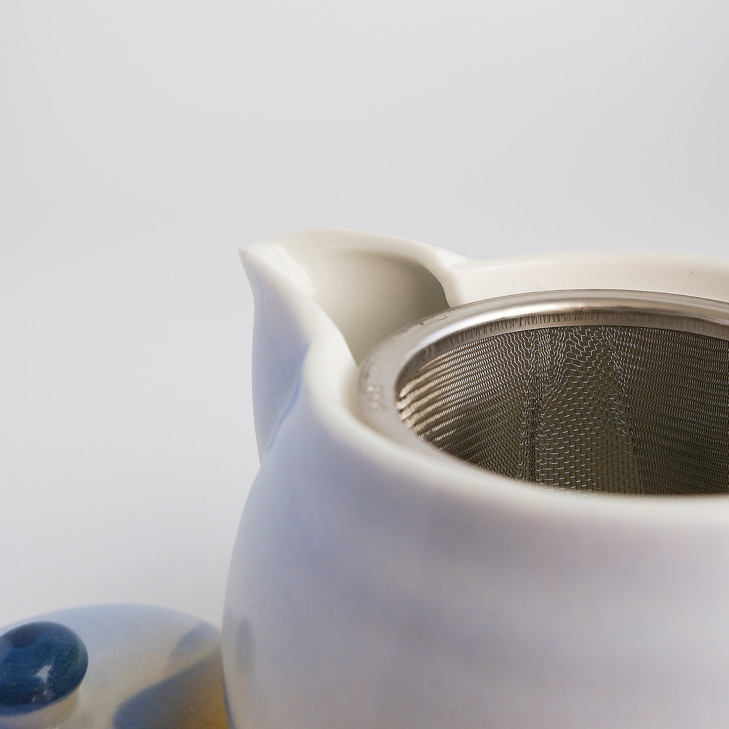 Kutani Ware Yunomi Kyusu Teapot Set - Sansui Mountainscape