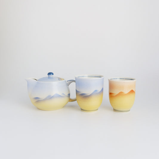 Kutani Ware Yunomi Kyusu Teapot Set - Sansui Mountainscape
