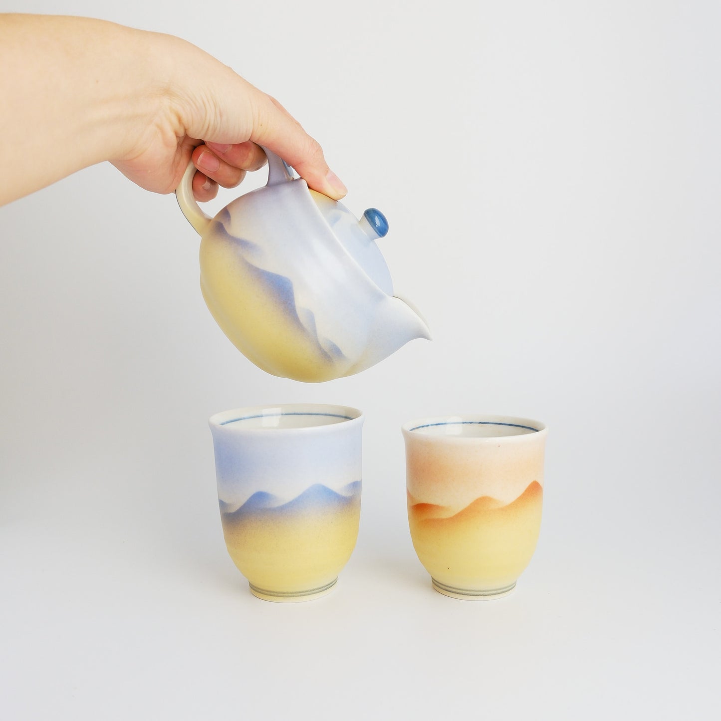 Kutani Ware Yunomi Kyusu Teapot Set - Sansui Mountainscape