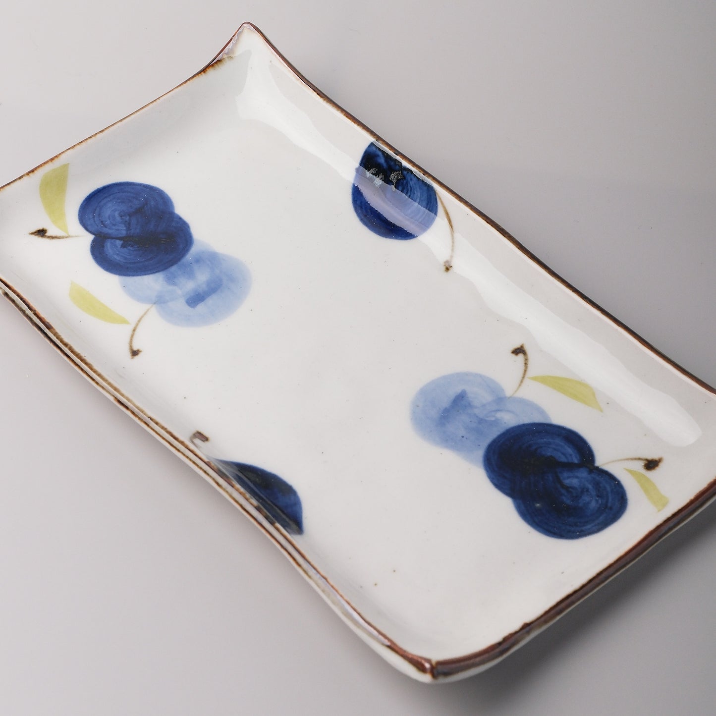 Hasami Rectangular Plate 21cm - Indigo Apple