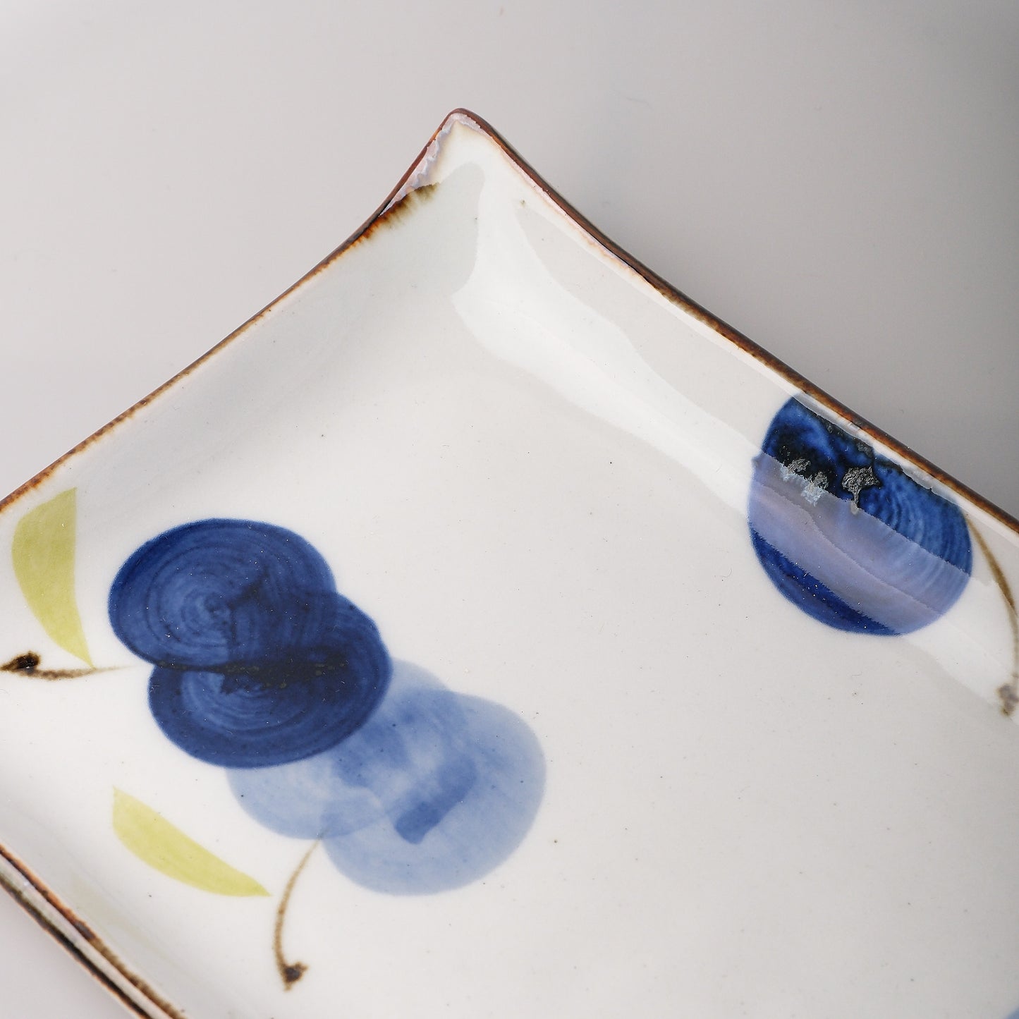 Hasami Rectangular Plate 21cm - Indigo Apple