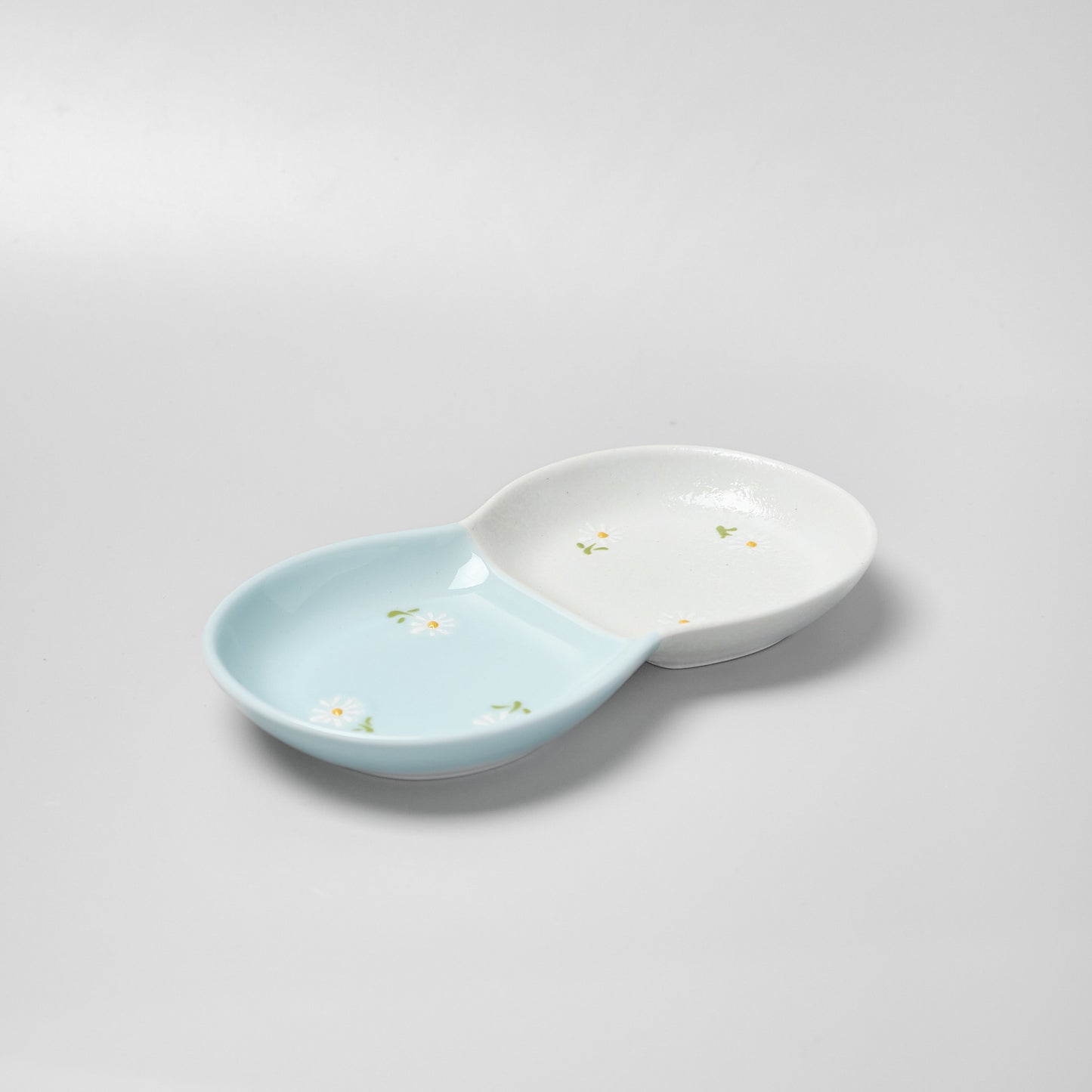 Hasami Ware Double Condiment Dish - Daisy (Blue)