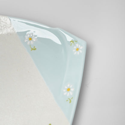Hasami Ware Fuchidori Rectangle Plate - Daisy (Blue)