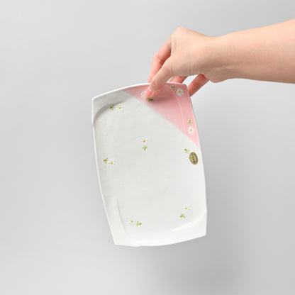 Hasami Ware Fuchidori Rectangle Plate - Daisy (Pink)