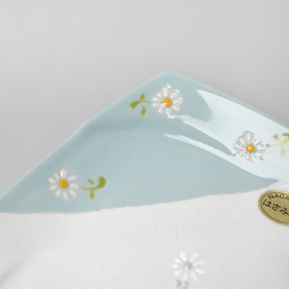 Hasami Ware Fuchidori Square Plate - Daisy (Blue)