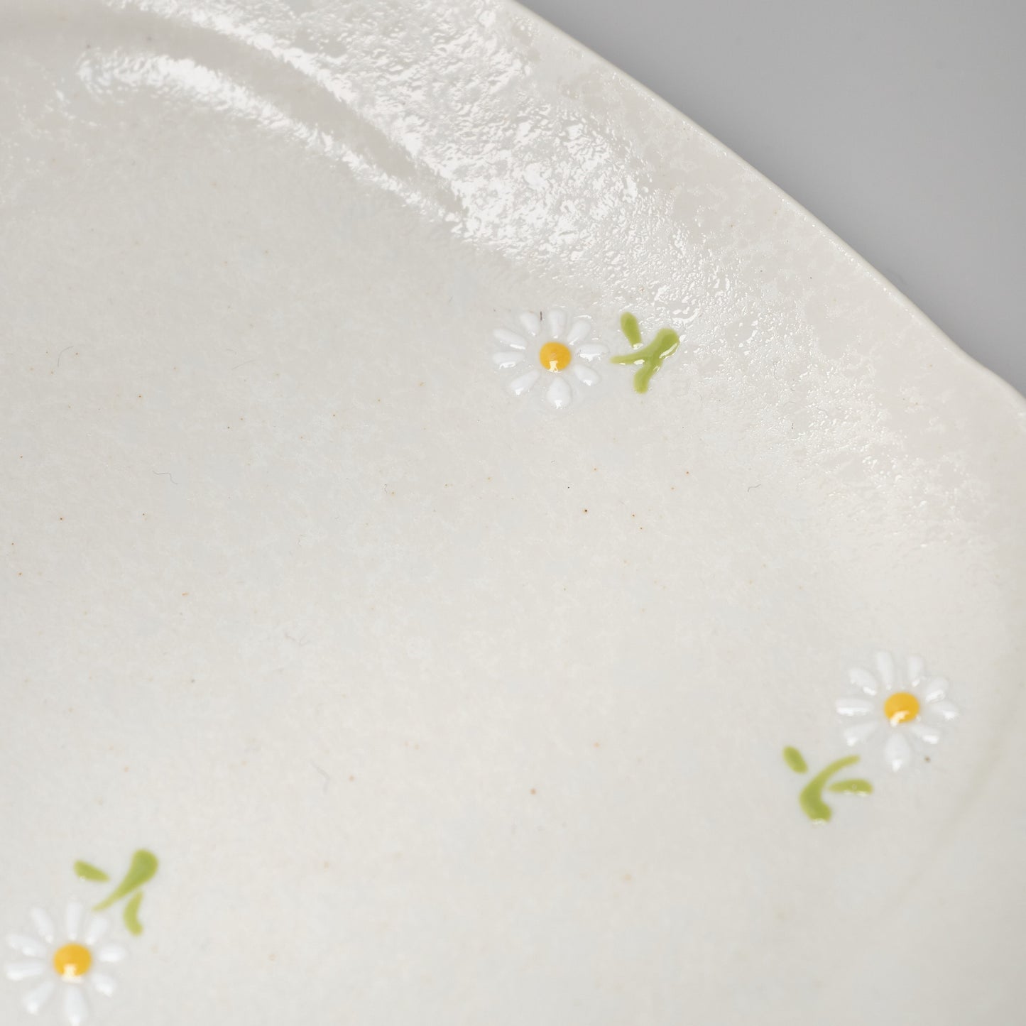 Hasami Ware Fuchidori Square Plate - Daisy (Blue)