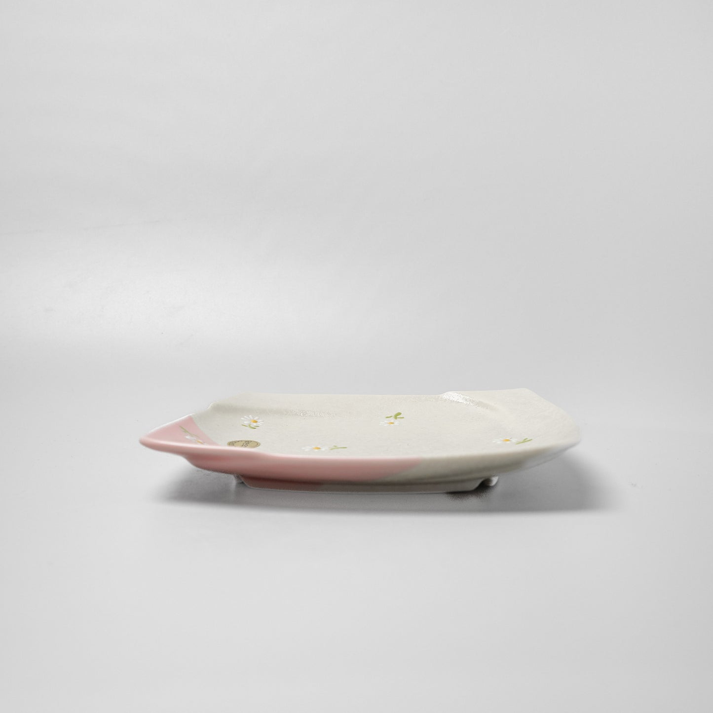 Hasami Ware Fuchidori Square Plate - Daisy (Pink)
