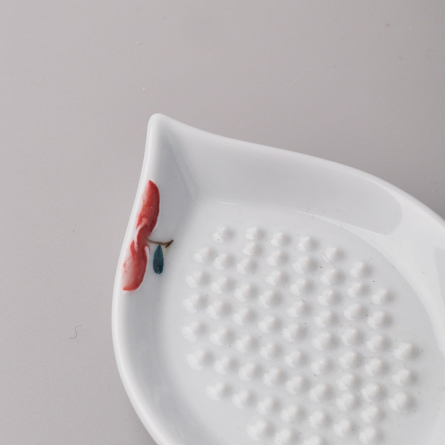 Hasami Ware Icchin Small Sauce Dish Grater - Apple