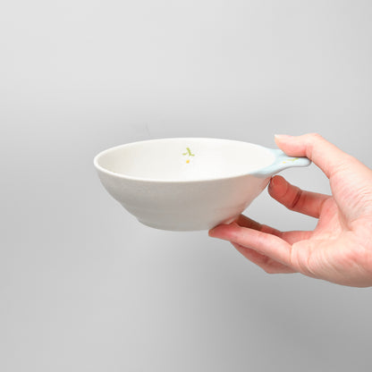 Hasami Ware Serving Bowl with Handle - Daisy (Blue)