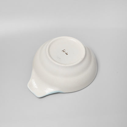 Hasami Ware Serving Bowl with Handle - Daisy (Blue)