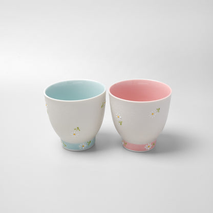 Hasami Ware Yunomi Tea Cup - Daisy (Pink)