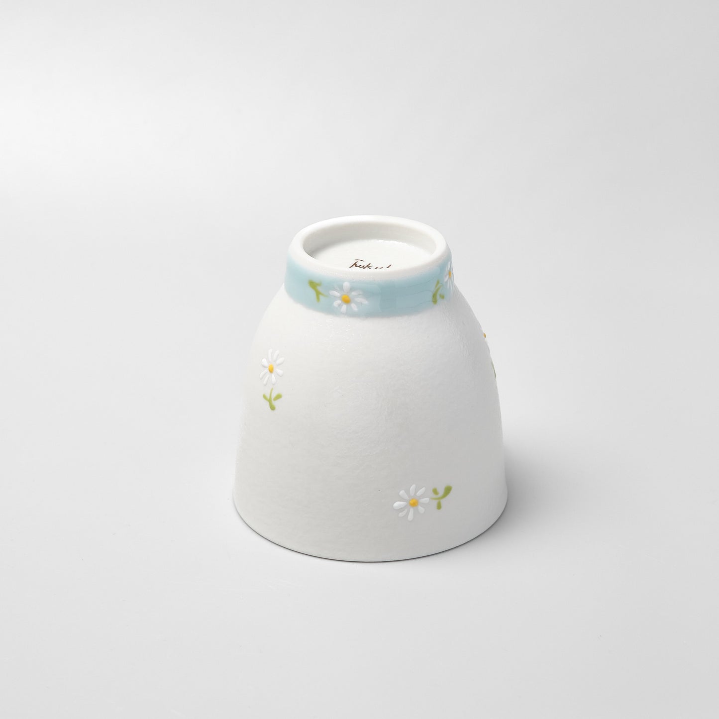 Hasami Ware Yunomi Tea Cup - Daisy (Blue)