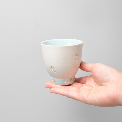 Hasami Ware Yunomi Tea Cup - Daisy (Blue)