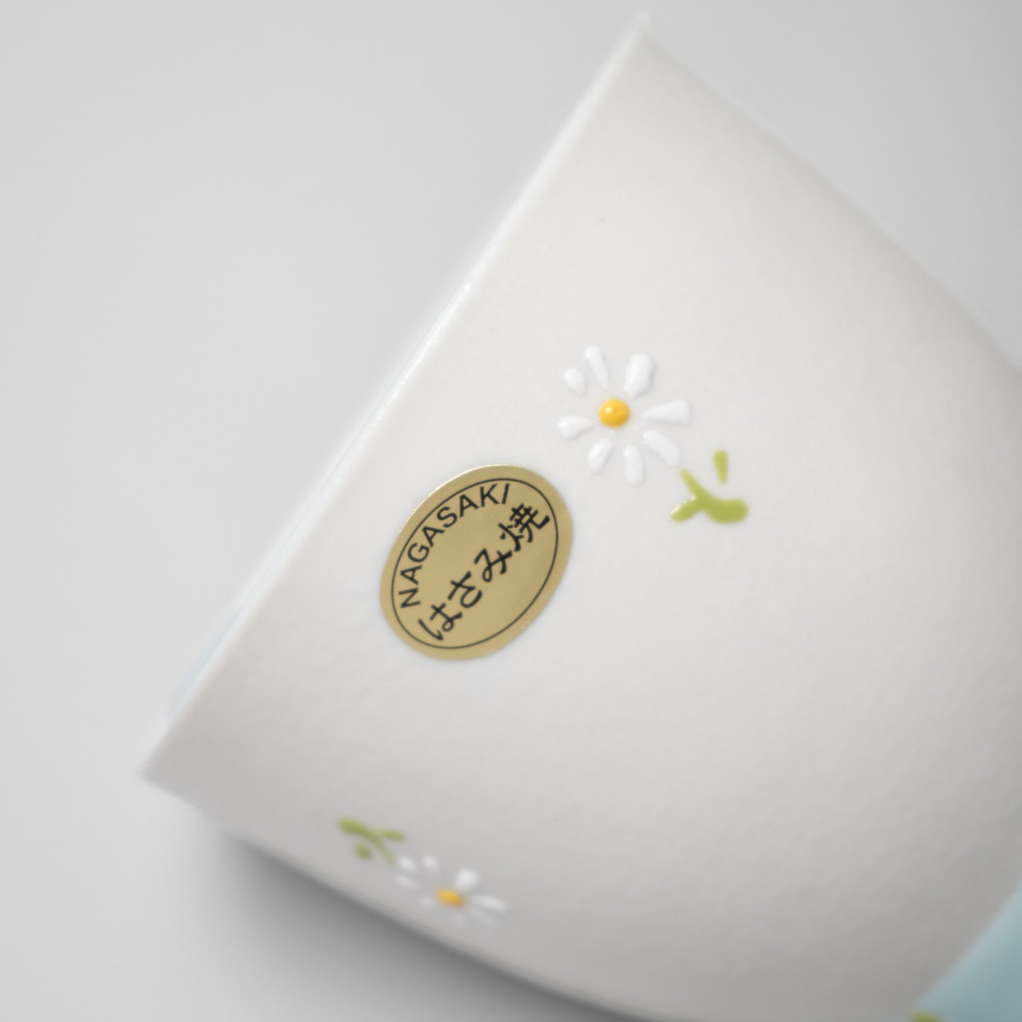 Hasami Ware Yunomi Tea Cup - Daisy (Blue)