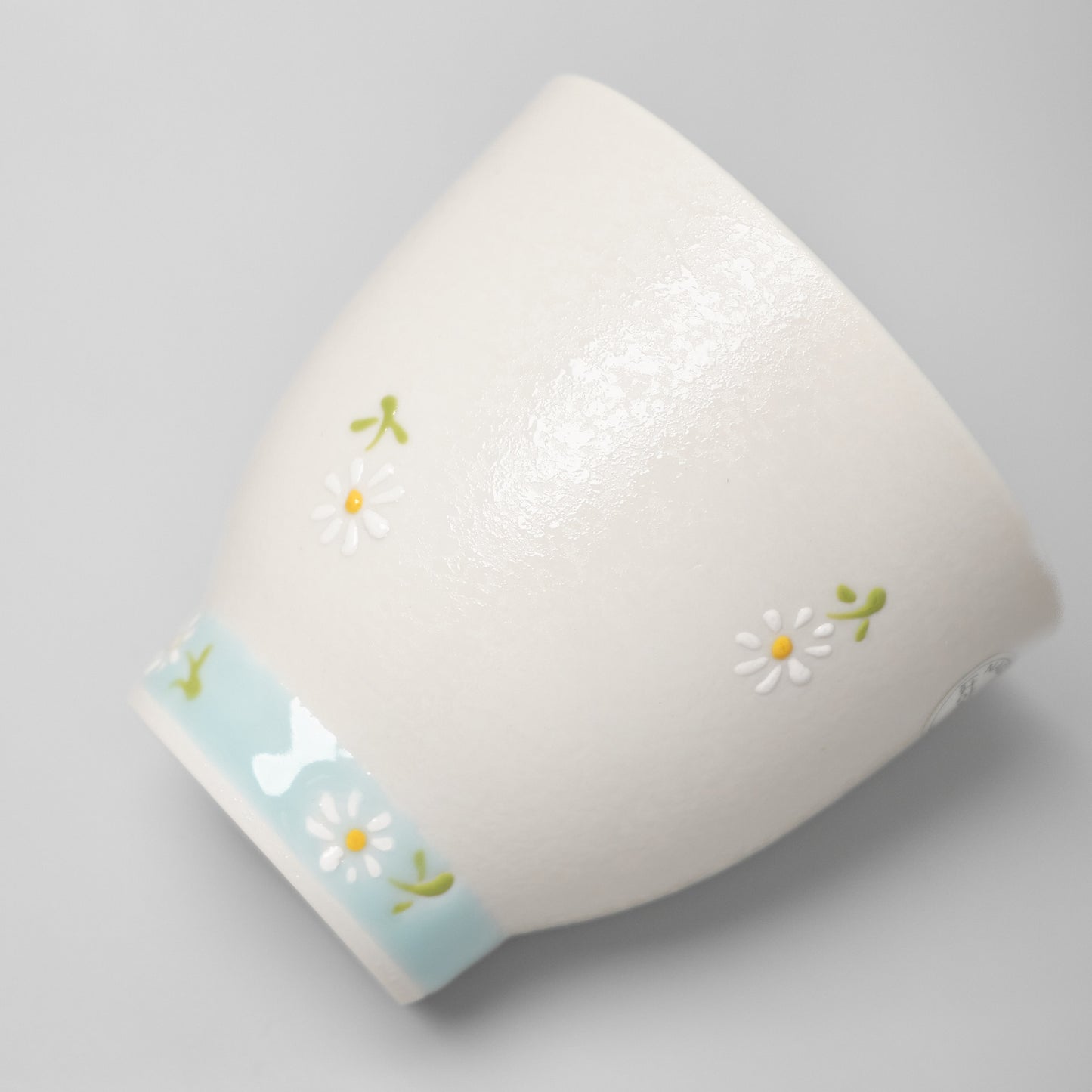 Hasami Ware Yunomi Tea Cup - Daisy (Blue)