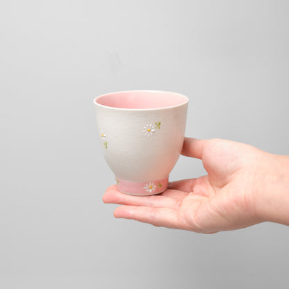 Hasami Ware Yunomi Tea Cup - Daisy (Pink)