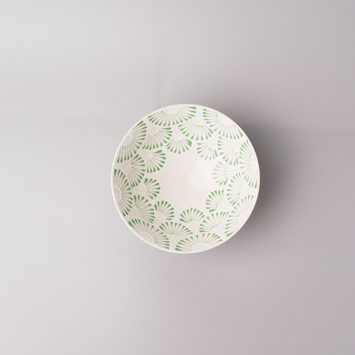 Hasami Ware Icchin Large Rice Bowl 13.5cm - Sen (Fan Shaped)