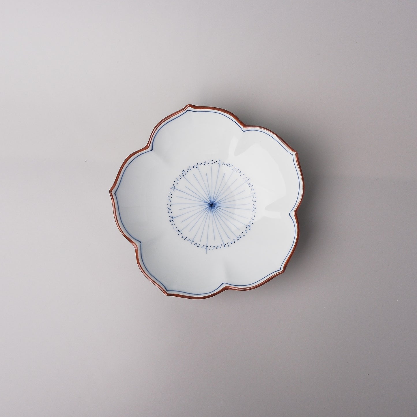 Hasami Ware Shallow Bowl 14.5cm - Bellflower