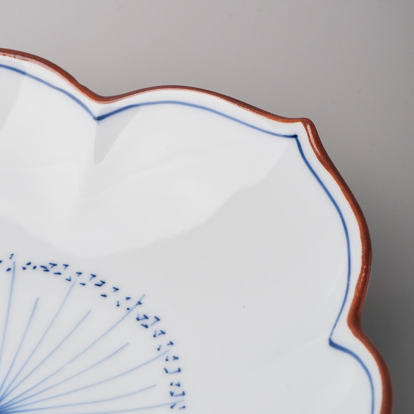 Hasami Ware Shallow Bowl 14.5cm - Bellflower