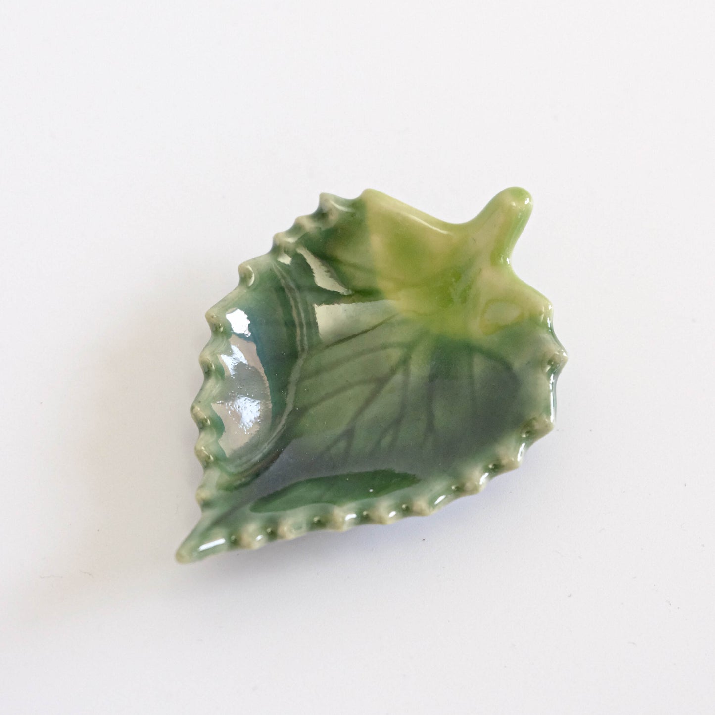 Ihoshiro Chopstick Rest - Shiso Leaf