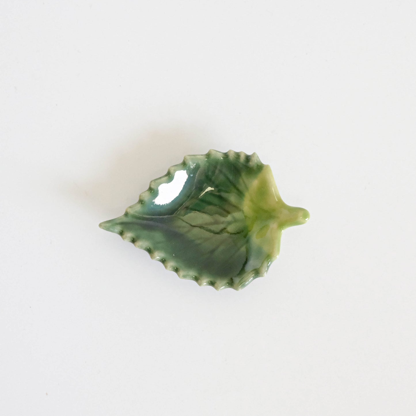 Ihoshiro Chopstick Rest - Shiso Leaf