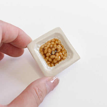 Ihoshiro Chopstick Rest - Natto